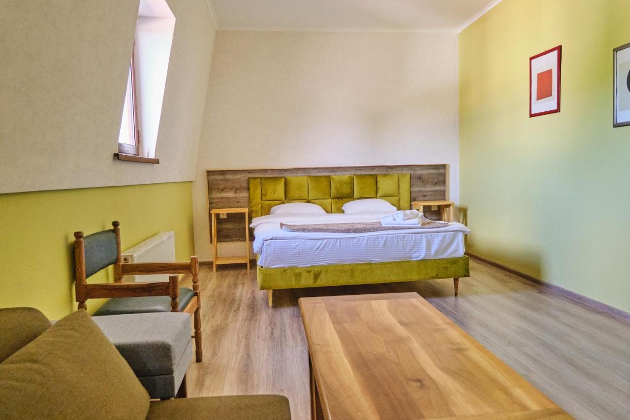 21 Rooms Hotel غيومري المظهر الخارجي الصورة