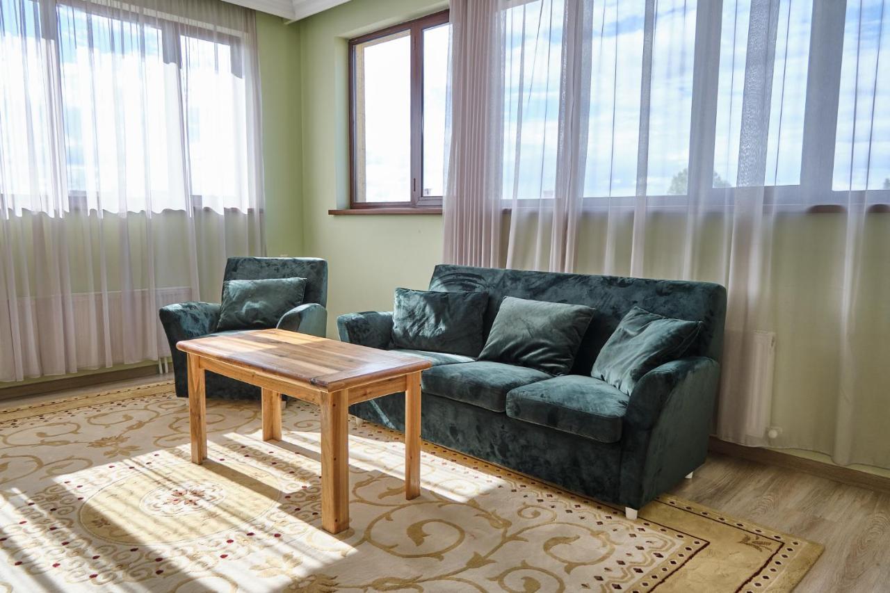 21 Rooms Hotel غيومري المظهر الخارجي الصورة