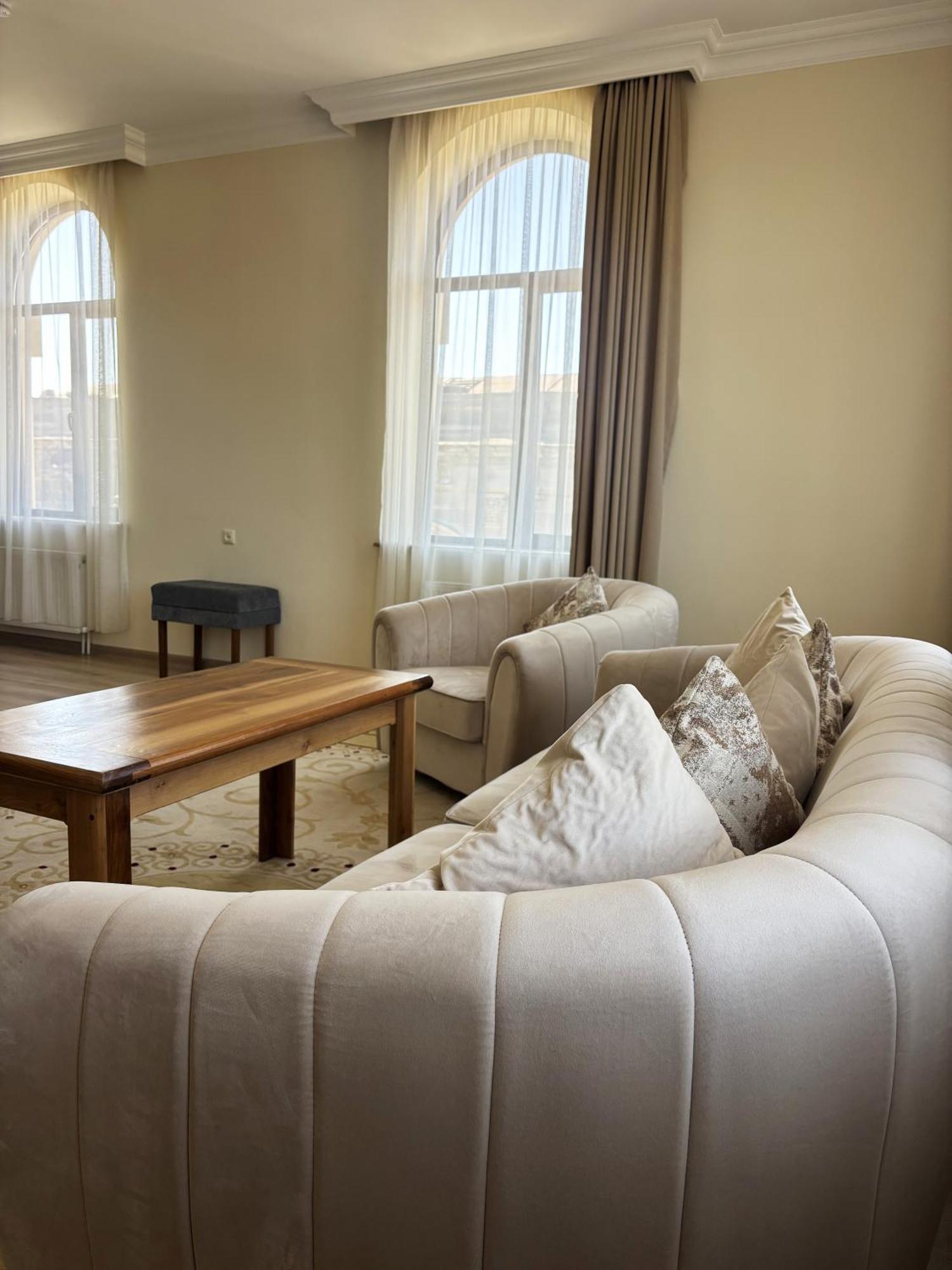 21 Rooms Hotel غيومري المظهر الخارجي الصورة