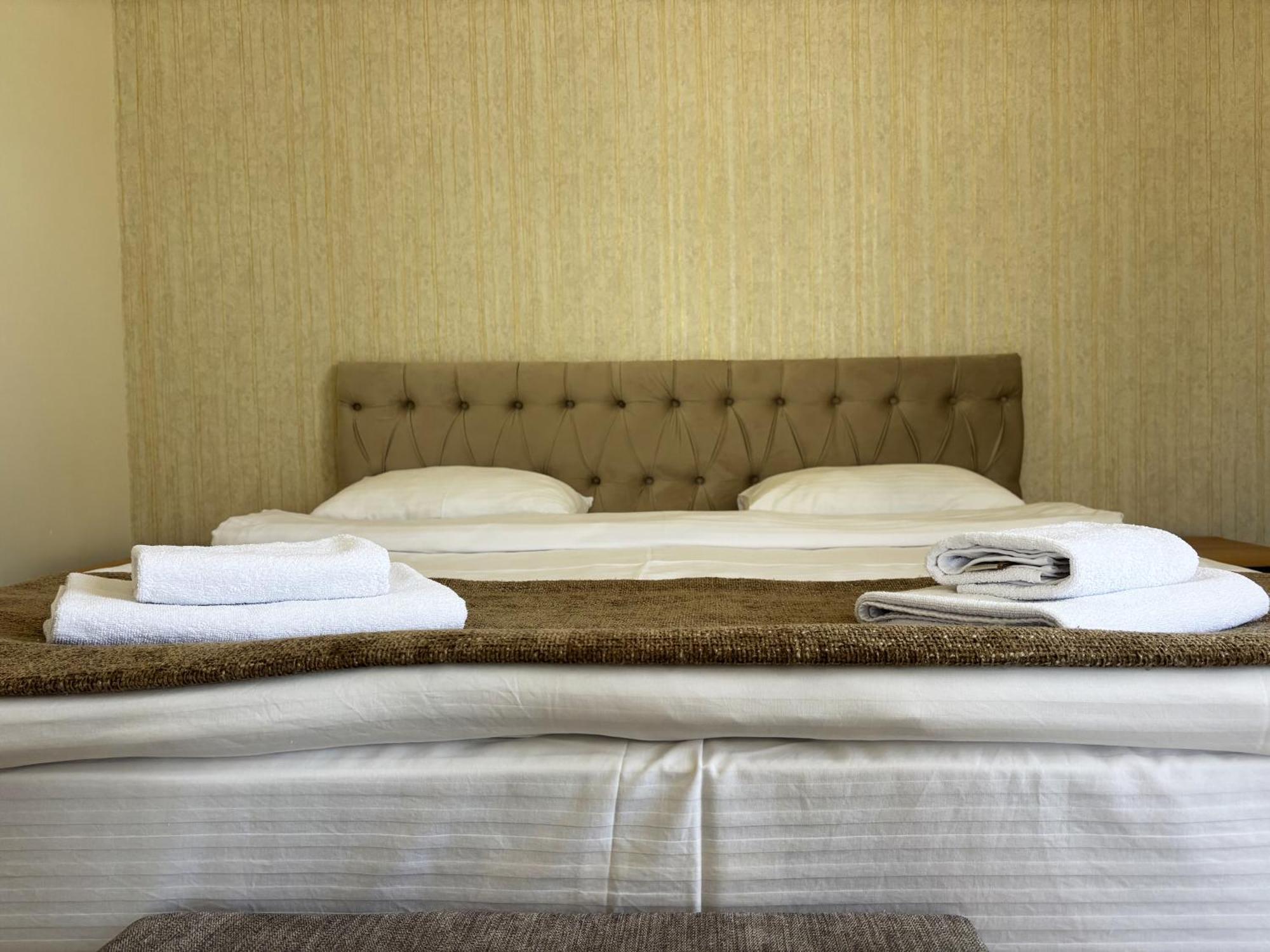21 Rooms Hotel غيومري المظهر الخارجي الصورة